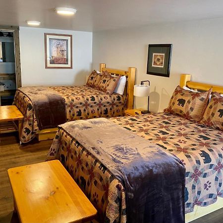Island Park Lodge Eksteriør billede